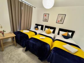 Tower Bridge London, 2 Bedrooms, Reception, Kitchen, Parking